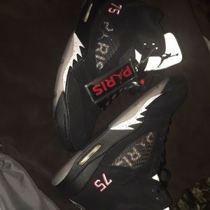 Twice worn PSG 5 with new matching Large pullover